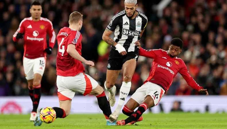 Soi kèo Manchester United vs Newcastle 03h00, 27/12/2025 Ngoại Hạng Anh 2 Soi kèo Manchester United vs Newcastle